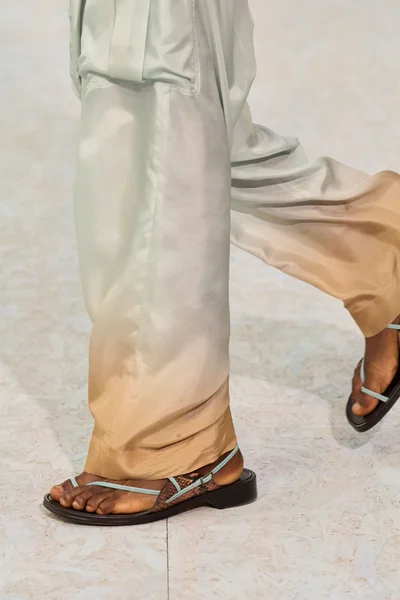 Look 44